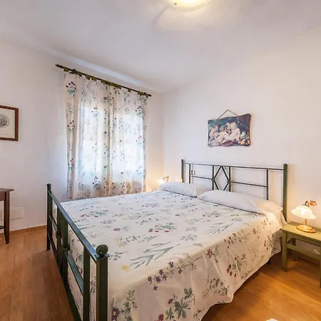 Quercetelli Gospodarstwo agroturystyczne *