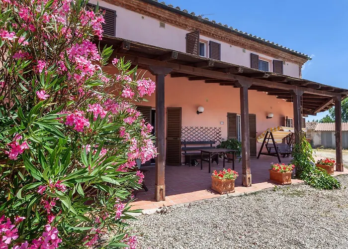 Quercetelli カスティリオーネ・デル・ラーゴ